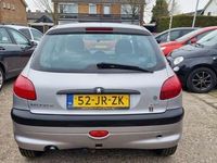 tweedehands Peugeot 206 1.4 XT Automaat 💢€1599,-💢automaat - zeer nette a