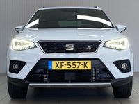 tweedehands Seat Arona 1.0 TSI FR Business Intense/ Zwarte-Hemel/ CAMERA/ LED Koplampen/ BEATS AUDIO!/ Keyless/ DAB+/ Apple + Android/ 17'' LMV/ Adaptive Cruise/ Bluetooth/ Multi. LEDER. Sportstuur/ MIstl./ PDC V+A/ Extra getint glas.