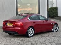 Occasion Jaguar XE Portfolio 200 PK (147 kW) 2015 Rood Sedan