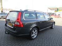 tweedehands Volvo V70 2.0 D3 Summum Automaat. Navigatie, Trekhaak