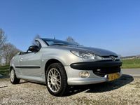 tweedehands Peugeot 206 CC 1.6-16V, BJ 2002, Leer, Lage km, APK Apr 2025