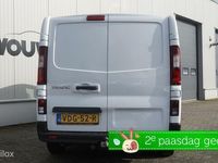 tweedehands Renault Trafic bestel 2.0 dCi 120PK L2H1 DC Comfort Airco | Navi | Trekhaak