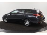 tweedehands Toyota Auris 1.8 Hybrid Lease Pro | Panoramadak | Full LED | Stoelverwarm