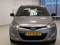 tweedehands Hyundai i20 1.2 BUSINESS ED. | AIRCO | PARKEERHULP |