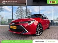 Occasion Toyota Corolla Executive 153 PK (112 kW) 2019 Rood (metallic) Hatchback