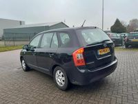 tweedehands Kia Carens 2.0 CVVT X-tra