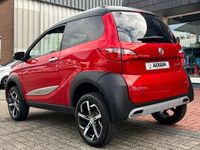 tweedehands Aixam Crossover Premium brommobiel | 2023 | 3dkm | Nieuwstaat 45km auto