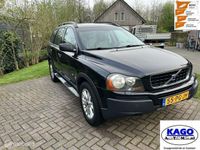 tweedehands Volvo XC90 2.5 T Exclusive bj 2004 7 persoons. Youngtimer.