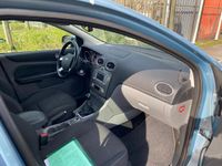 tweedehands Ford Focus Wagon 1.8 Limited navi clima