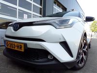 tweedehands Toyota C-HR 1.8 HYBRID STYLE ULTIMATE | NAVI | CAMERA | TWO TONE | NL AUTO