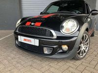 Occasion Mini Cooper SD 143 PK (105 kW) 2014 Zwart Hatchback