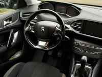 tweedehands Peugeot 308 SW 1.2 PureTech clima garantie cruise parkeer