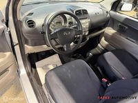 Occasion Daihatsu Sirion 69 PK (50 kW) 2006 Grijs Hatchback