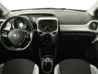 tweedehands Toyota Aygo 1.0 VVT-i x-play