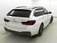 tweedehands BMW 530 5-SERIE Touring iA M-SPORT ** LED, NAVI+, COGNAC LEDER, PANORAMA, HuD, DRIV. ASS, 4 zone AIRCO ** 1e EIG - UNFALLFREI ** ** INFORMEER OOK NAAR ONZE AANTREKKELIJKE FINANCIAL-LEASE TARIEVEN **