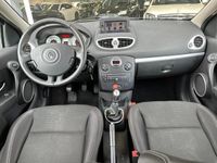 tweedehands Renault Clio Estate 1.6-16V Dynamique NAVI / Trekhaak