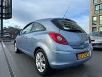 tweedehands Opel Corsa 1.4-16V Cosmo Navi PDC LMV Winterbanden Goed OH!