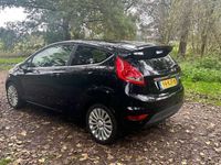 tweedehands Ford Fiesta 1.4 Titanium