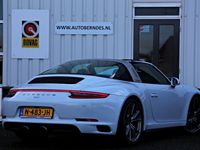 tweedehands Porsche 911 Targa 4 3.0 370PK Aut. 991.2 *Perfect Onderh.*Carrara wit metallic!/Sportuitlaat/ACC/Bose/Stoelverw./Stuurwielverw./Camera/LED/Bi-Xenon/20 inch LM*