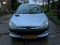 tweedehands Peugeot 206 1.6-16V XS