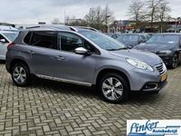 tweedehands Peugeot 2008 1.2 PureTech Allure AUTOMAAT TREKH PANODAK