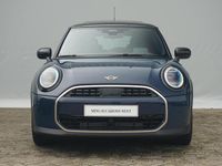 Occasion Mini Cooper Favoured 156 PK (114 kW) 2025 Blauw Hatchback