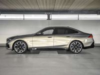 tweedehands BMW 520 520 Sedan i | Glazen panoramadak | Trekhaak met ele