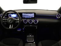 tweedehands Mercedes A250 e AMG Line | Premium Pack | Nightpakket | Alarmsysteem | Sfeerverlichting | MBUX augmented reality voor navigatie | Extra USB-poorten | Dodehoekassistent |