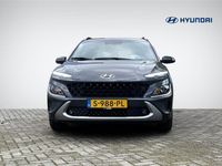 tweedehands Hyundai Kona 1.6 GDI HEV Fashion Navigatie Camera Apple Carplay/Android Auto Head-Up Display Premium Audio Adapt. Cruise Control Dodehoek Detectie Rijklaarprijs!