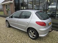 Occasion Peugeot 206 75 PK (55 kW) 2009 Grijs (metallic) Hatchback
