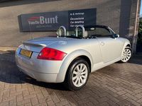 Occasion Audi TT Roadster 180 PK (132 kW) 2000 Grijs Cabriolet