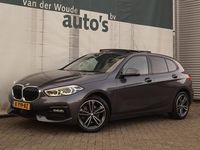 Occasion BMW 118 Executive 136 PK (100 kW) 2021 Grijs, metallic lak Hatchback