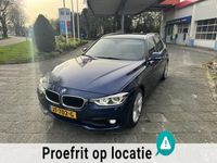 Occasion BMW 320 Luxury Line 163 PK (119 kW) 2016 Blauw, metallic lak Stationwagen