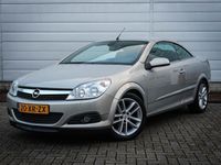 tweedehands Opel Astra Cabriolet TwinTop 1.8 Cosmo Clima | Cruise | Lichtmetaal |