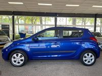 tweedehands Hyundai i20 1.4|Halfleder|Park-sensor|4x elektr.ramn|Airco|AUX|Multif.stuur|5deurs|LM velgen|Trekhaak|Zeer uitgebreide historie