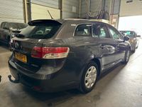 tweedehands Toyota Avensis Wagon 1.6 VVTi Comfort ECC/NAVI/6-BAK