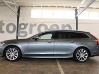 tweedehands Volvo V90 2.0 T4 191pk Momentum Trekhaak af fabriek | Vol Leder | Elek Voorstoelen | Elek Achterklep | Apple Carplay | Volledig digitaal instrumentenpaneel | DAB | Panoramadak open dak | 18" Lmv | Parkeersensoren V en A | Cruise Adaptief | Bot 1e Eigenaar