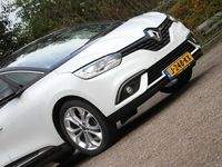 tweedehands Renault Scénic IV 1.3 TCe Bose Automaat / Slechts 36.983 km.! / Navigatie / Achteruitrijcamera / Sportvelgen / enz.