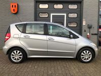 tweedehands Mercedes A170 Airco - isofix - Lm velgen - Stoelverwarming - Hoge instap