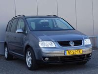 tweedehands VW Touran 1.6-16V FSI Business airco trekhaak 2006 grijs