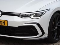 Occasion VW Golf VIII R-line 131 PK (96 kW) 2020 Wit Hatchback