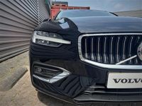 tweedehands Volvo V60 2.0 B3 Inscription / Elektrisch glazen panorama-dak / Harman&Kardon / Keyless entry /