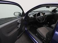 Occasion Opel Corsa 80 PK (58 kW) 2005 Blauw Hatchback