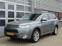 tweedehands Mitsubishi Outlander 2.0 PHEV Instyle / Leer / Schuifdak / Camera / N.A