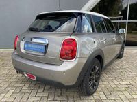 tweedehands Mini Cooper 1.5 Chili 136pk Automaat / Navigatie / Stoelverwar