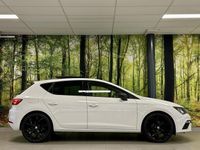 tweedehands Seat Leon ST 1.5 TSI FR Business Intense | Panoramadak | Trekhaak | Lane Assi | DAB | Camera | Sfeerverlichting | Apple Carplay | Android Auto | Parkeersensoren | Full Link | Navigatie |