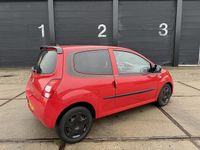 Occasion Renault Twingo Collection 75 PK (55 kW) 2011 Rood Hatchback