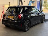 Nieuw Mini Cooper 135 kW (184 PK) 2026 Zwart Hatchback
