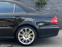 tweedehands Mercedes E240 Avantgarde *UNIEK MOOI*