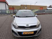 Occasion Kia Rio 86 PK (63 kW) 2012 Grijs MPV